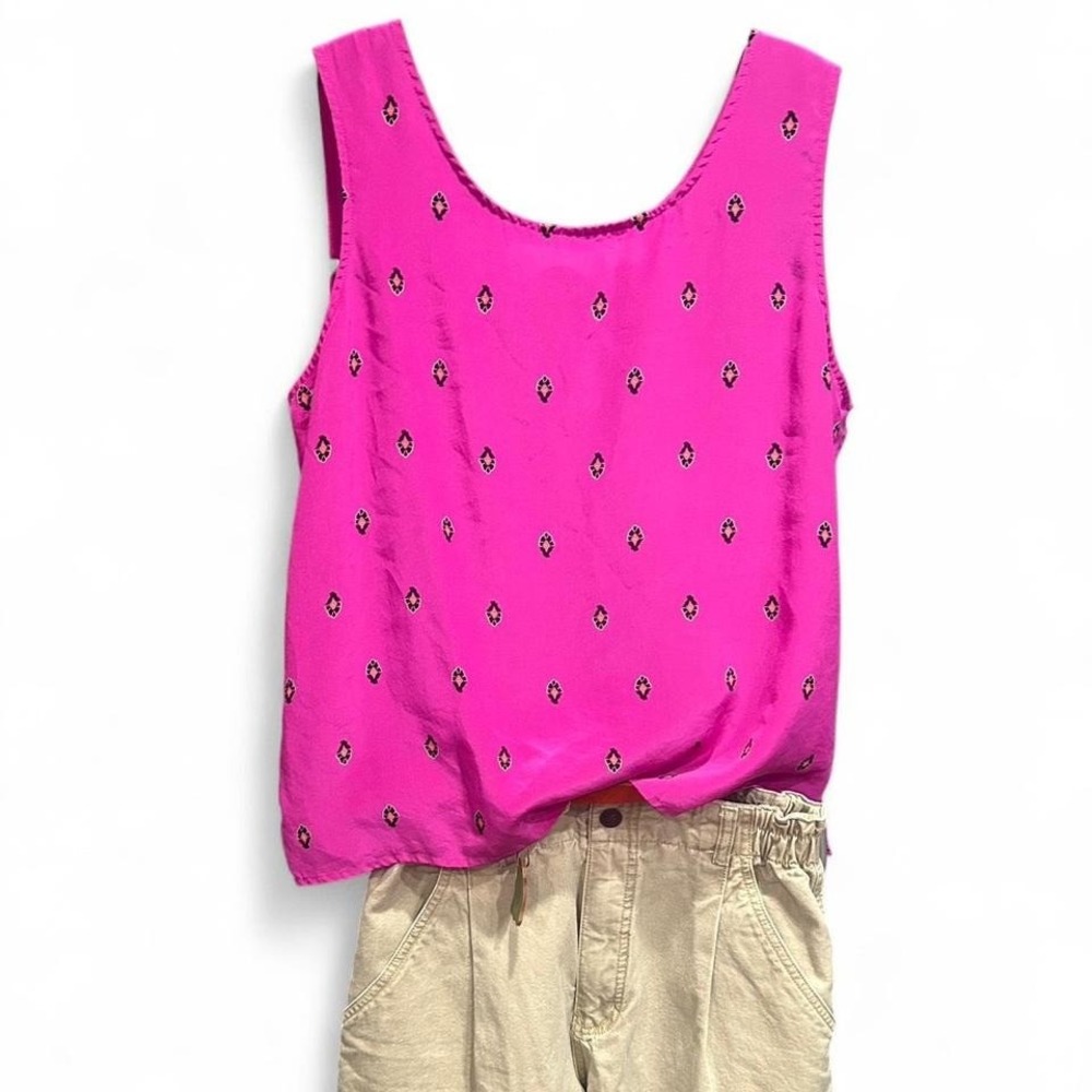 Womens silk road fuschia tank with‎ floral stamping M